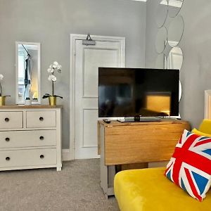Stay In Edgware Road Guesthouse